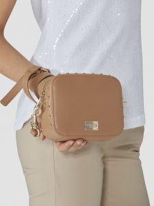 Borsa a tracolla in similpelle Dafne-camera-bag-TRUSSARDI-JEANS 8051932224066 Tan La Borsetta Como