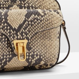 Borsa in pelle stampa pitone a tracolla Coccinelle Beat Python Old Roccia/Lambskin White La Borsetta Como